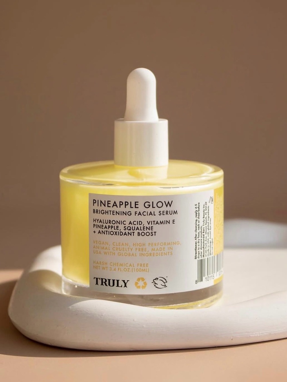 TRULY Pineapple Glow Brightening Facial Serum - Yellow